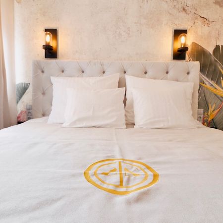 Szewska 22 Boutique Aparthotel Krakow Bagian luar foto